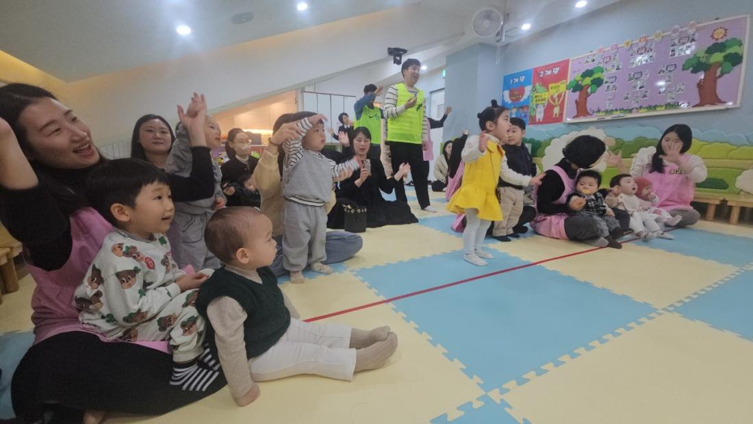 2026년 부산중앙교회 영아부_사진_20260315_27.jpg : 3월 15일 주일 영아부 예배