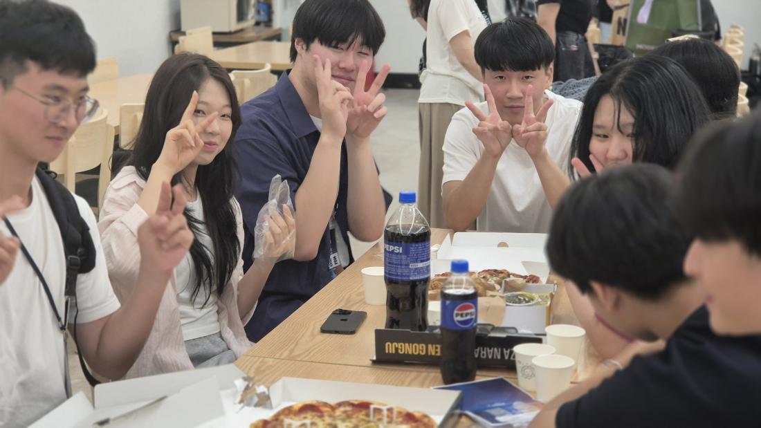 KakaoTalk_20250906_155328369_16.jpg : 7/31-8/2 고등부 수련회 사진입니다~