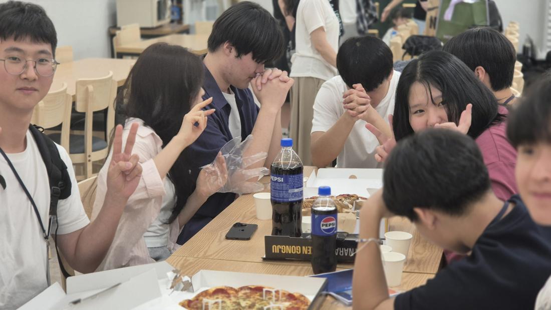 KakaoTalk_20250906_155328369_15.jpg : 7/31-8/2 고등부 수련회 사진입니다~