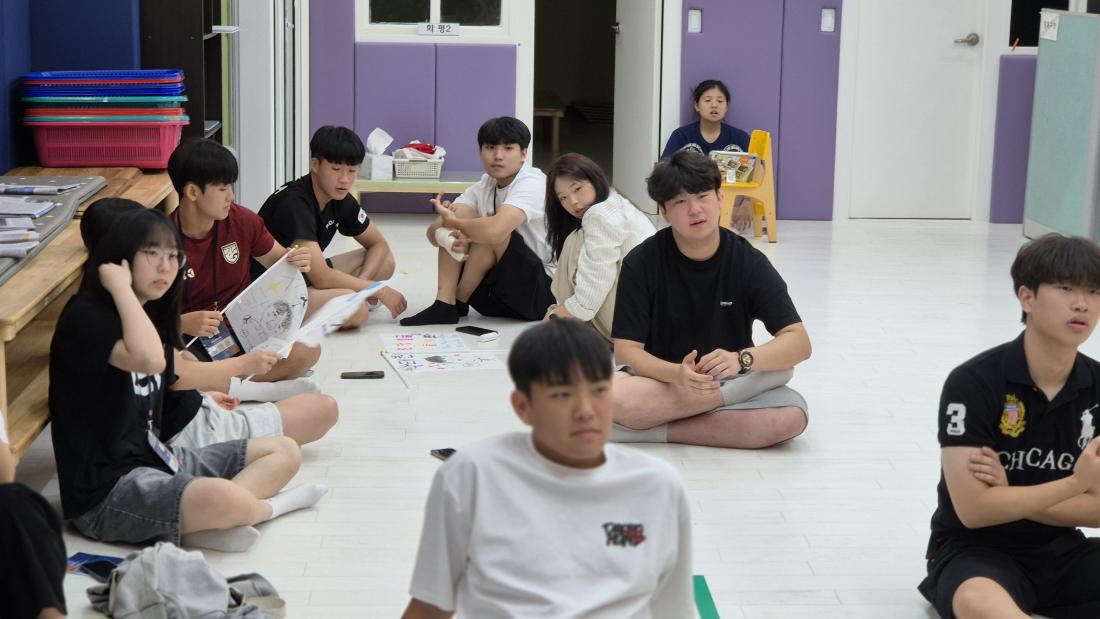 KakaoTalk_20250906_155328369_21.jpg : 7/31-8/2 고등부 수련회 사진입니다~