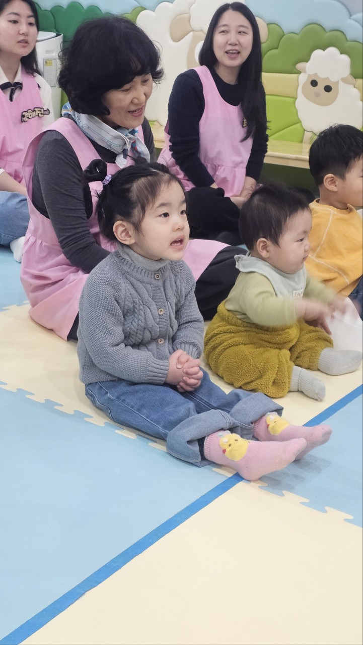 2026년 부산중앙교회 영아부_사진_20260222_12.jpg : 2월22일 주일 영아부 예배