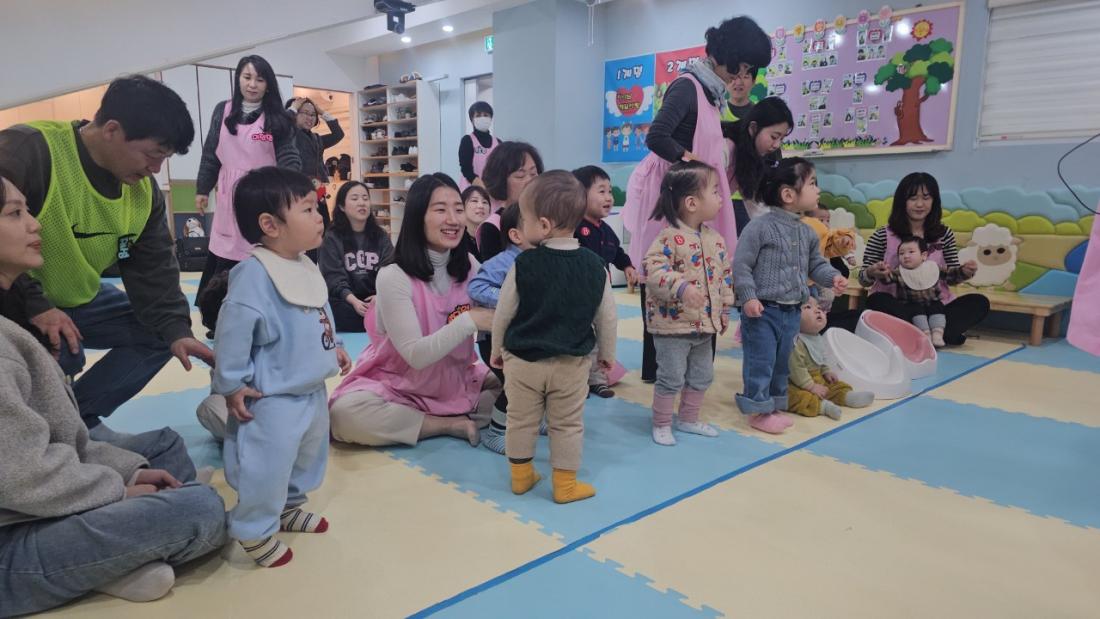 2026년 부산중앙교회 영아부_사진_20260222_24.jpg : 2월22일 주일 영아부 예배