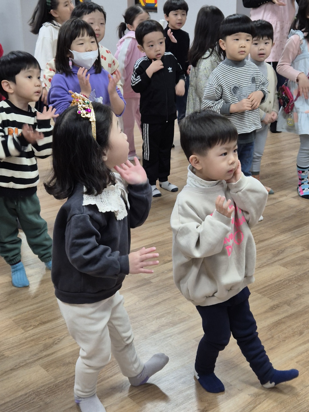 KakaoTalk_20240323_113250800_08.jpg : 20240303 유치부예배 '회복을 약속해 주셨어요'