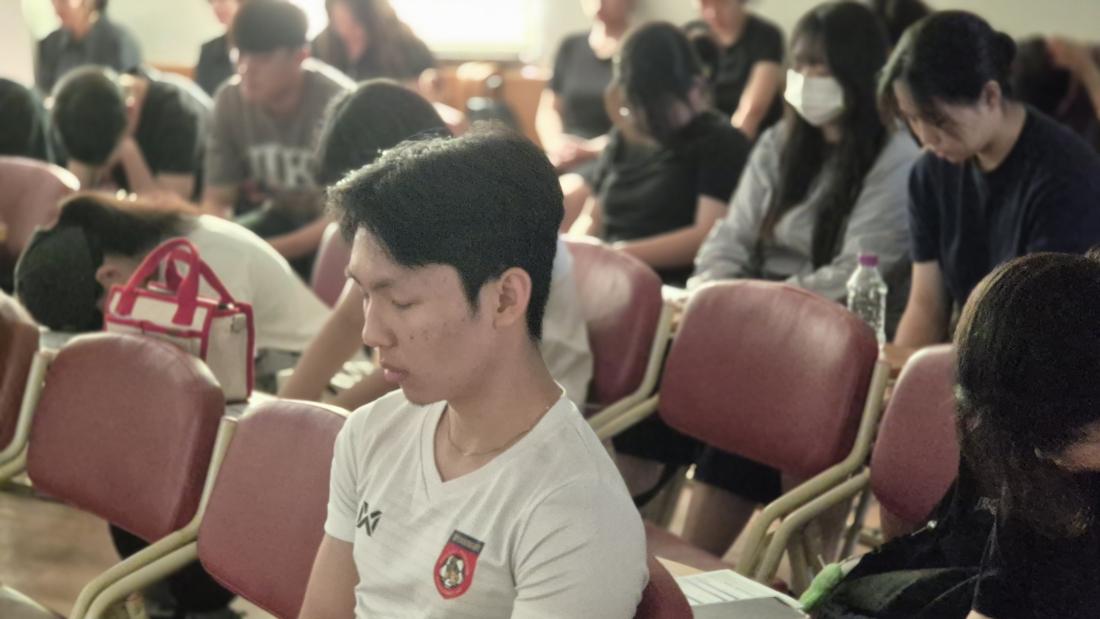 KakaoTalk_20250906_155449076_11.jpg : 8월 3일 고등부 예배 사진입니다~