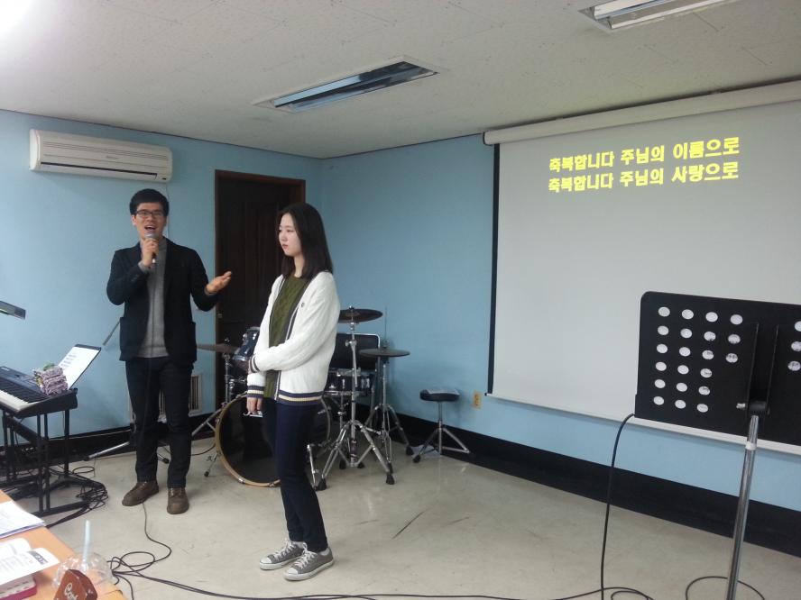20140302_115724.jpg : [고등부] 3월 생일잔치, 새친구, 등반, 이상훈 선생님 송별인사