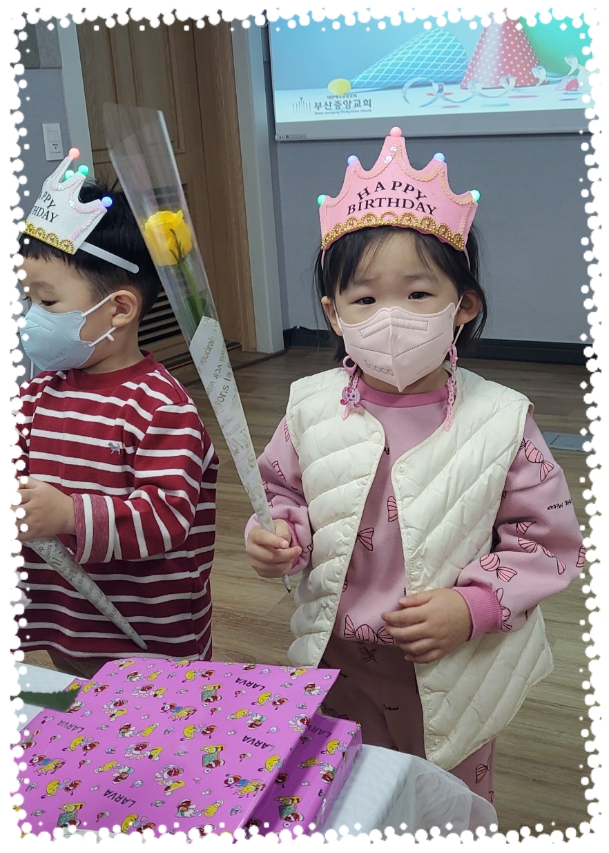CYMERA_20221211_235158.jpg : 2022년 12월 11일 유치부 예배