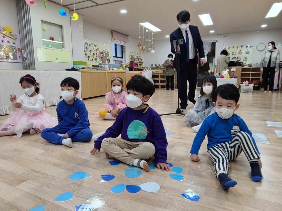 BandPhoto_2022_04_03_17_14_03.jpg : 2022년 4월 3일 유치부 예배