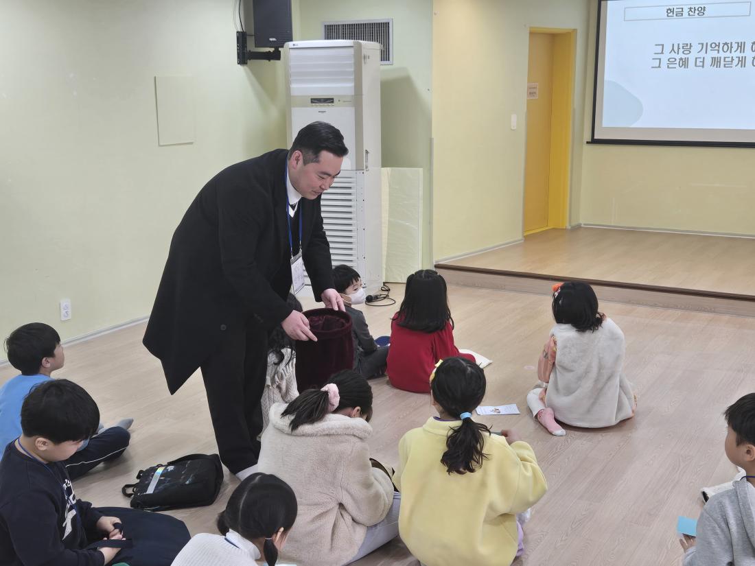 KakaoTalk_20250128_113309863_11.jpg : 1월 넷째주 유년부 모습입니다