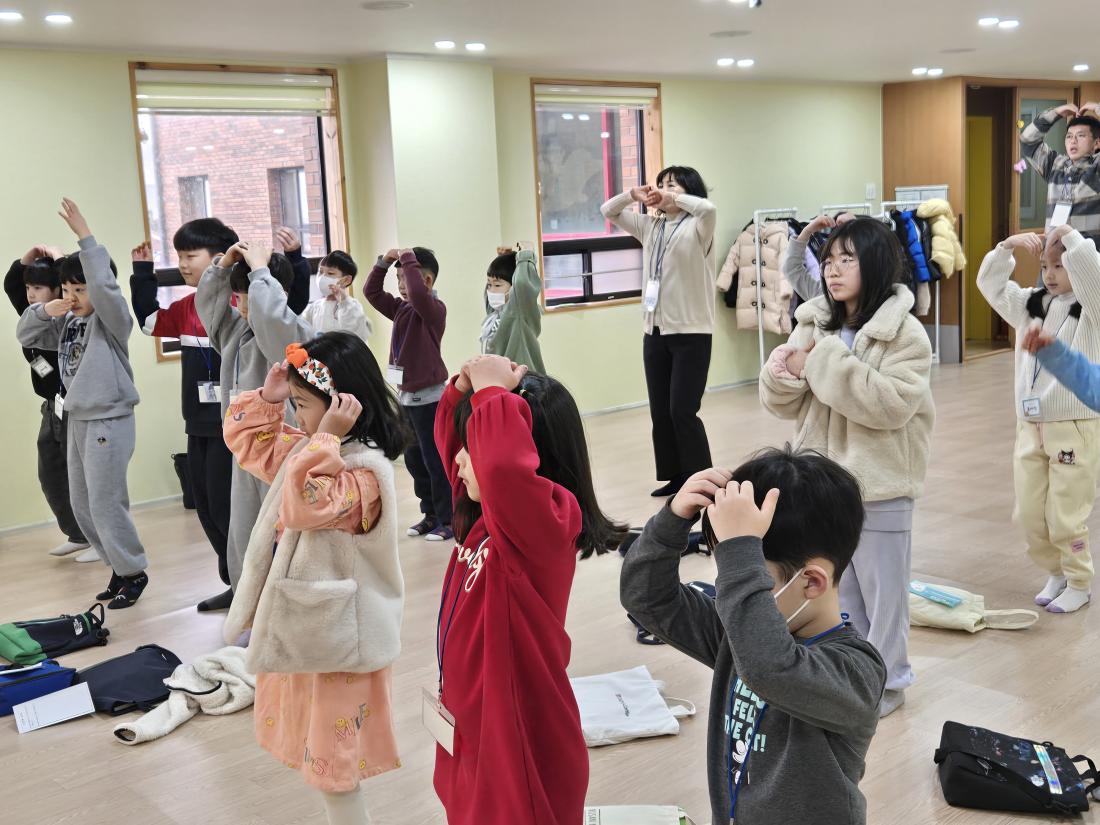 KakaoTalk_20250128_113309863_05.jpg : 1월 넷째주 유년부 모습입니다