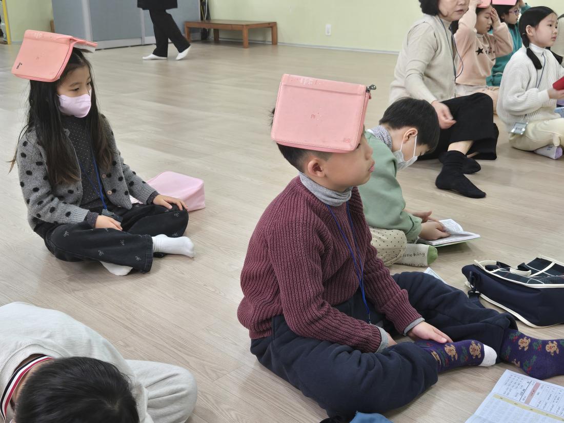 KakaoTalk_20250128_113309863_17.jpg : 1월 넷째주 유년부 모습입니다