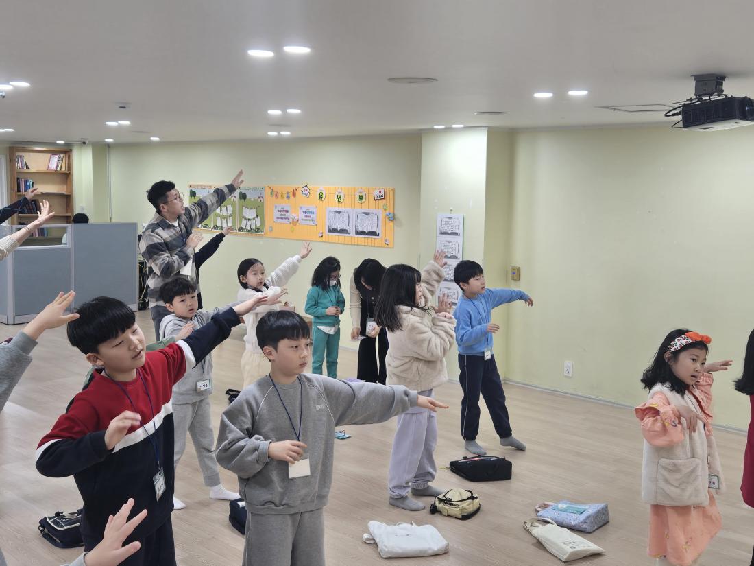 KakaoTalk_20250128_113309863_02.jpg : 1월 넷째주 유년부 모습입니다