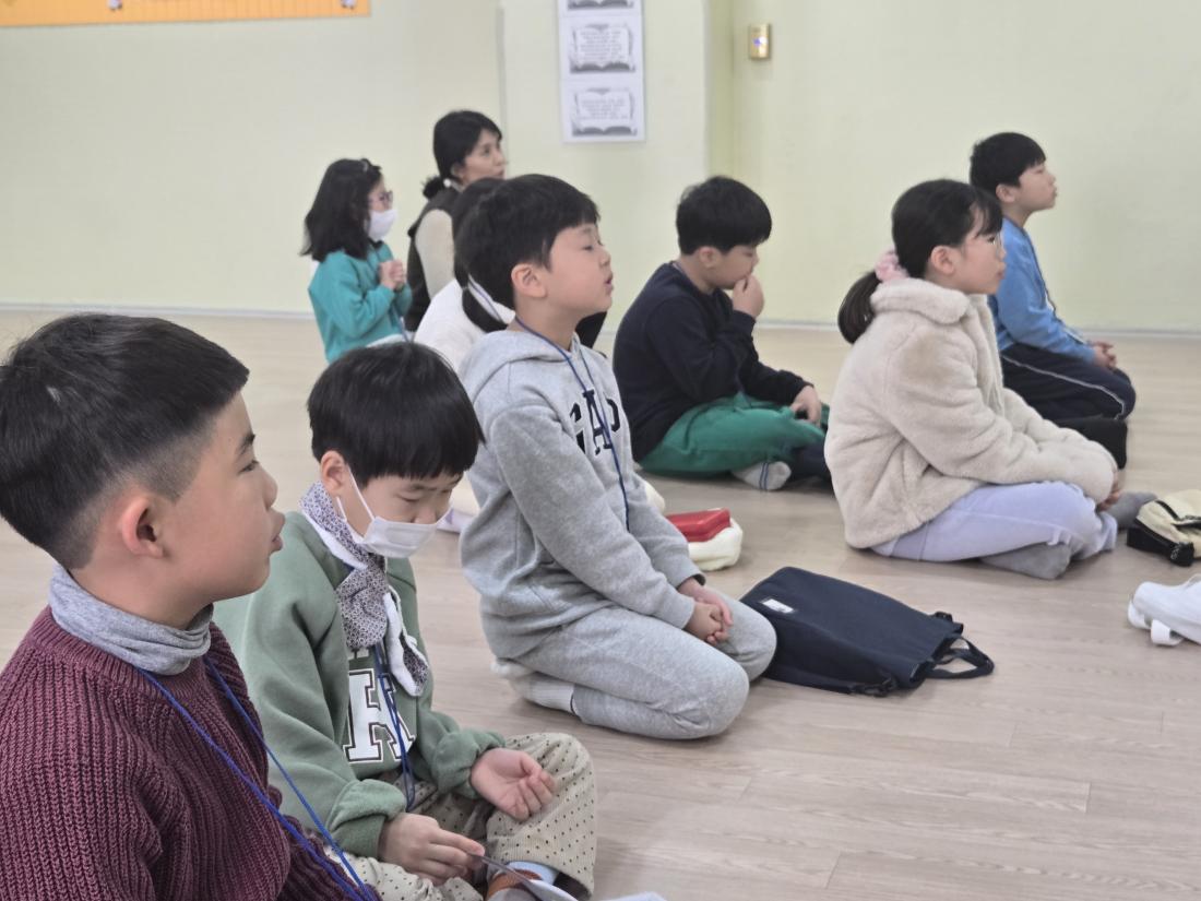 KakaoTalk_20250128_113309863_10.jpg : 1월 넷째주 유년부 모습입니다