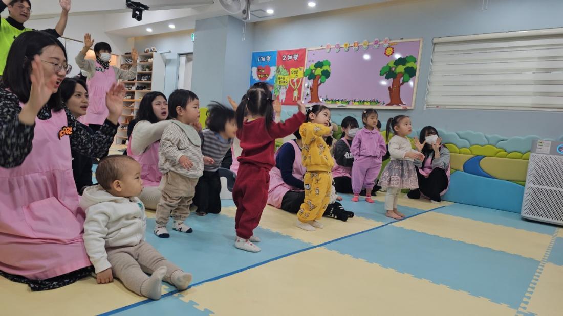 2026년 부산중앙교회 영아부_사진_20260104_23.jpg : 1월4일 주일 영아부 예배