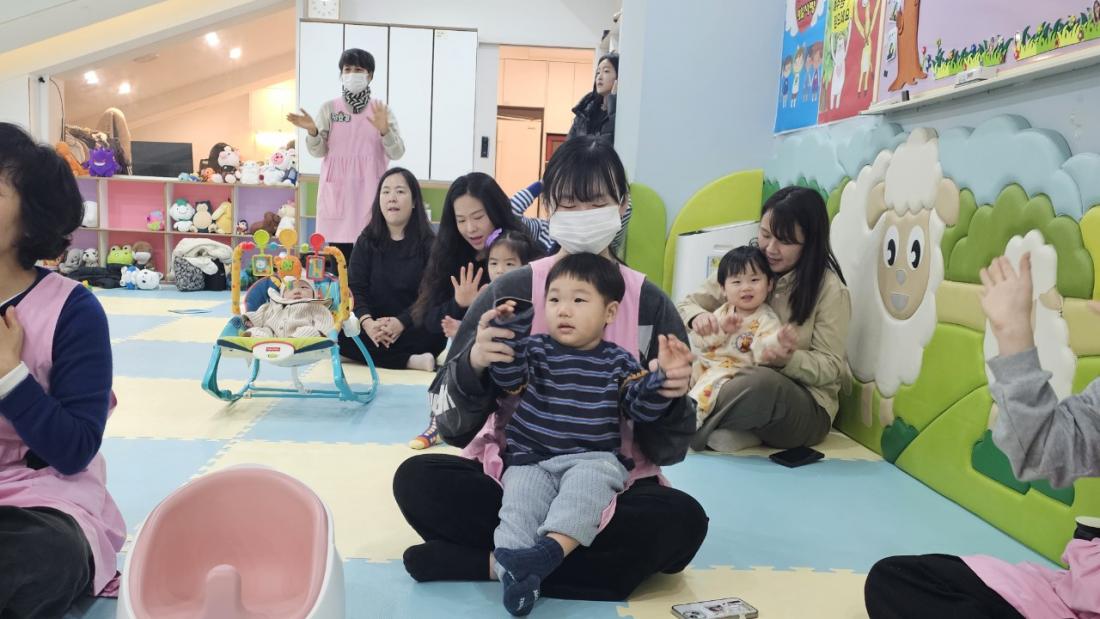 2026년 부산중앙교회 영아부_사진_20260104_21.jpg : 1월4일 주일 영아부 예배