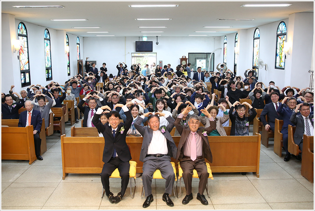 고인국 목사 위임식 (31).jpg