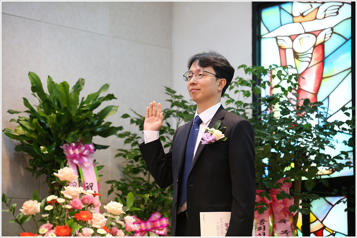고인국 목사 위임식 (17).jpg