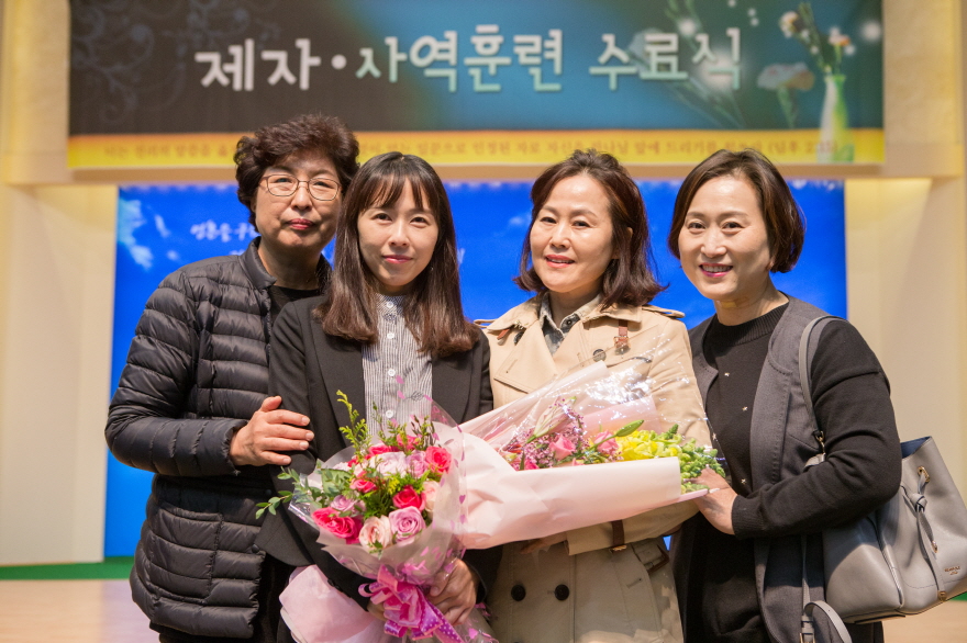 171112 제자사역훈련수료식-26.jpg