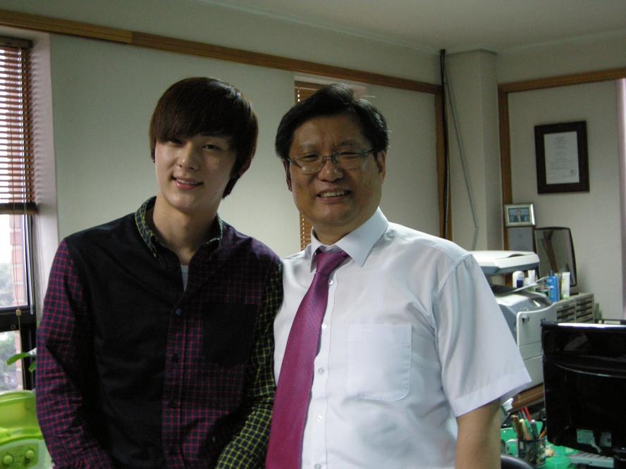 민현-2.JPG