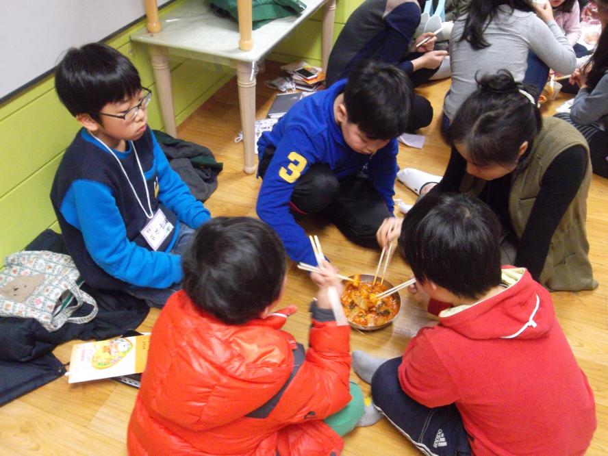 SAM_0214.JPG : [초등부]2014.1.26 은혜롭고 재밌고 맛있는 초등부!!