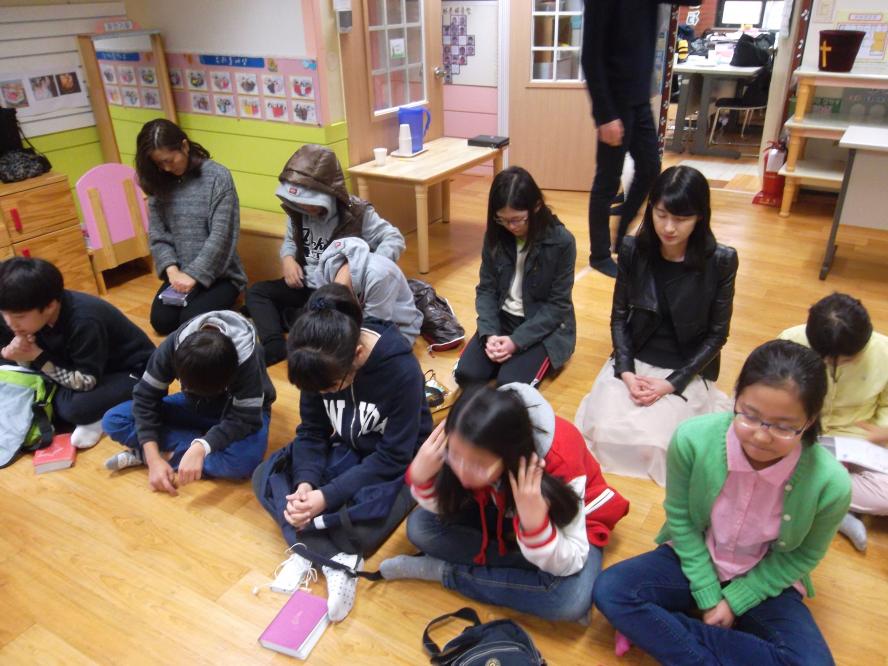 pray.JPG : [초등부]3월 30일 초등부예배
