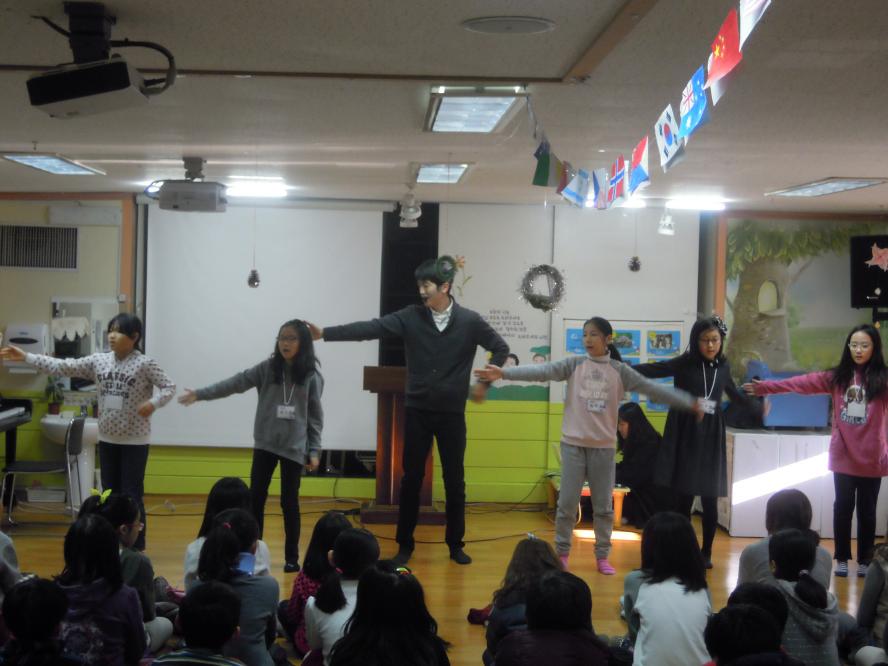 DSCN6063.JPG : [초등부]2014년1월19일 찬양과예배