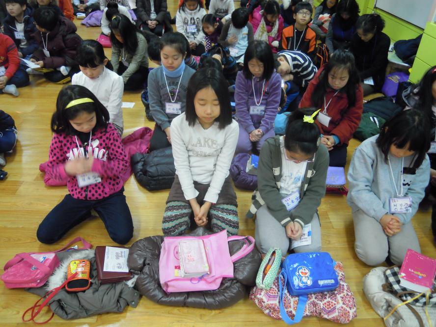 DSCN6068.JPG : [초등부]2014년1월19일 찬양과예배