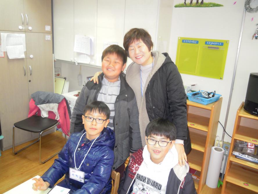 DSCN6048.JPG : [초등부]2014년 1월12일 개성넘치는 각 반별모습